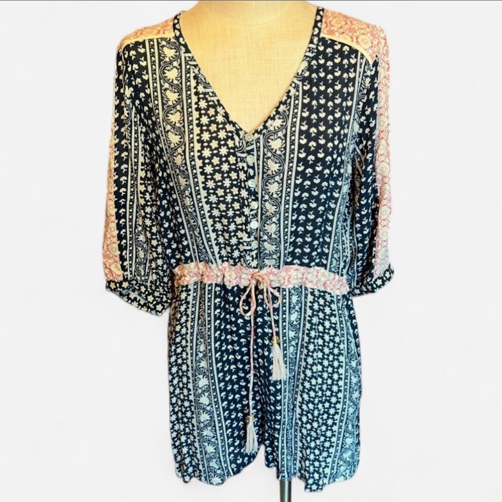 💗Chelsea & Violet Patterned Romper in Blue/White/Pink • NWT